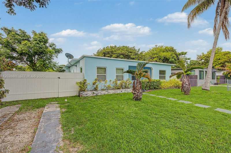 5910 SW 62nd Ter # 0, South Miami FL 33143