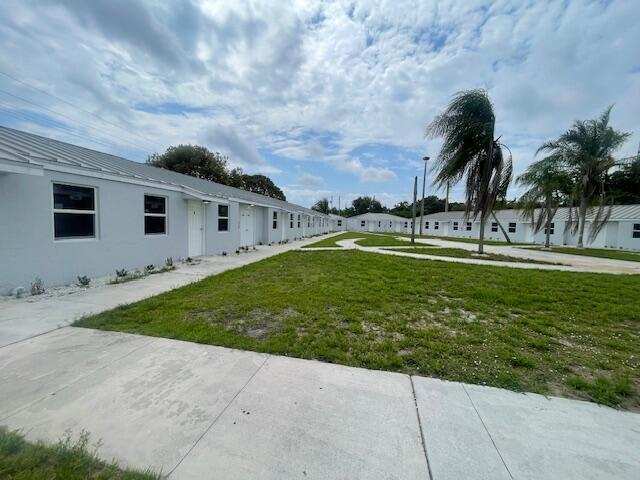 4393 Windsor Avenue # 12, West Palm Beach FL 33407