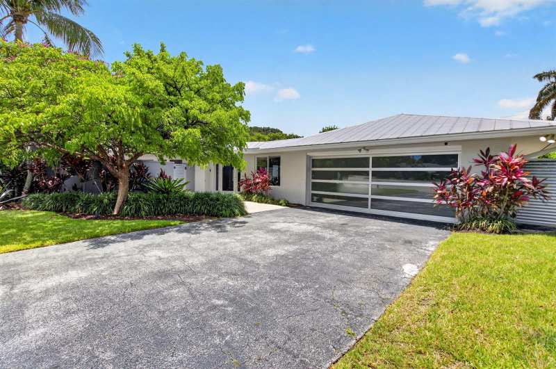 2006 NW 3rd Avenue, Delray Beach FL 33444