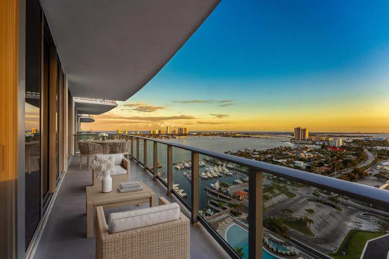 220 Lake Shore Drive # 1911, Lake Park FL 33403