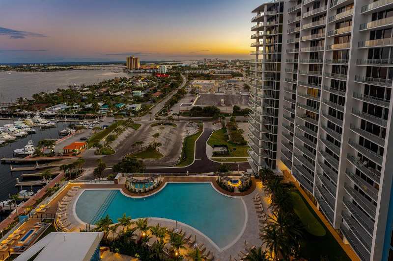 220 Lake Shore Drive # 1911, Lake Park FL 33403