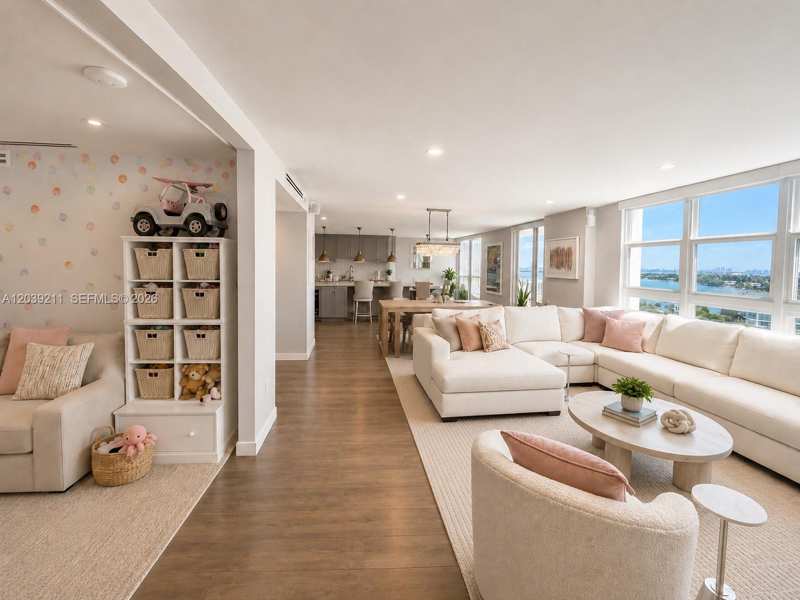 9 Island Ave # 1114, Miami Beach FL 33139