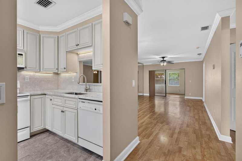 353 NW 36th Avenue, Deerfield Beach FL 33442