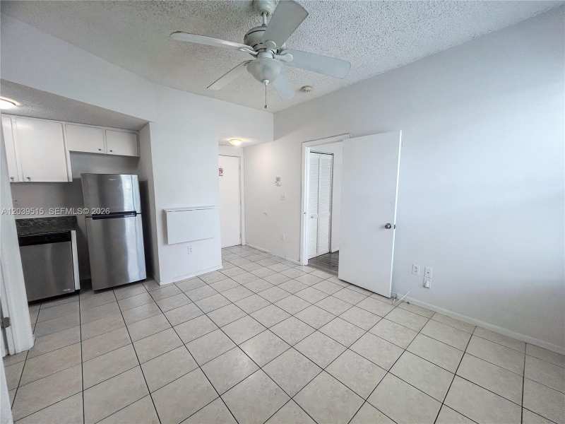 1218 Drexel Ave # 204, Miami Beach FL 33139