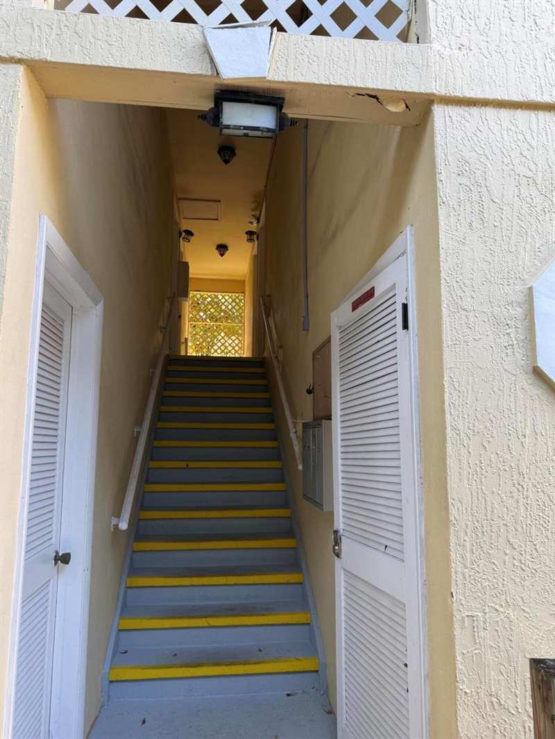320 SE 10TH Avenue # C, Pompano Beach FL 33060