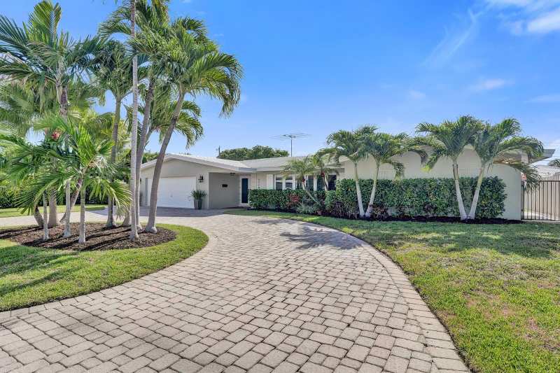 4240 NE 28th Avenue, Fort Lauderdale FL 33308