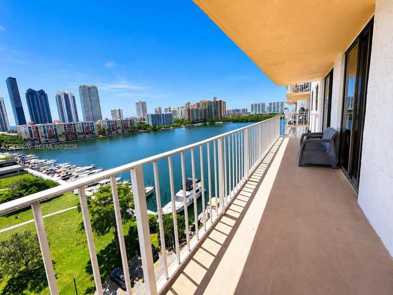 290 174th St # 1117, Sunny Isles Beach FL 33160
