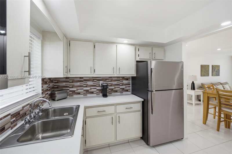 2894 E Crosley Dr E # D, West Palm Beach FL 33415