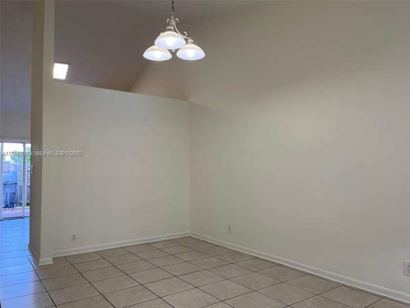 7321 Tam Oshanter Blvd, North Lauderdale FL 33068