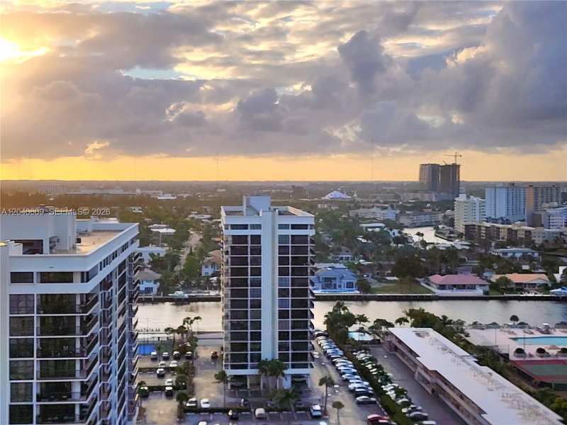 2030 S Ocean Dr # 1901, Hallandale Beach FL 33009