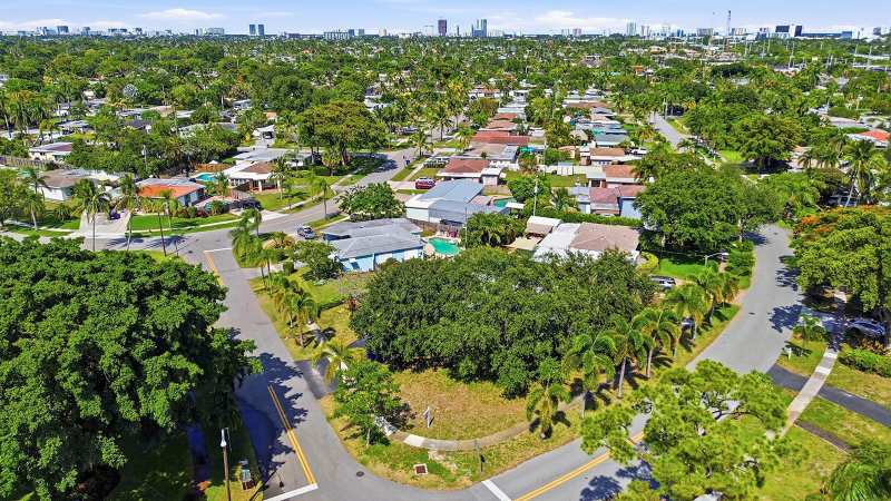 370 SW 13th Street, Pompano Beach FL 33060