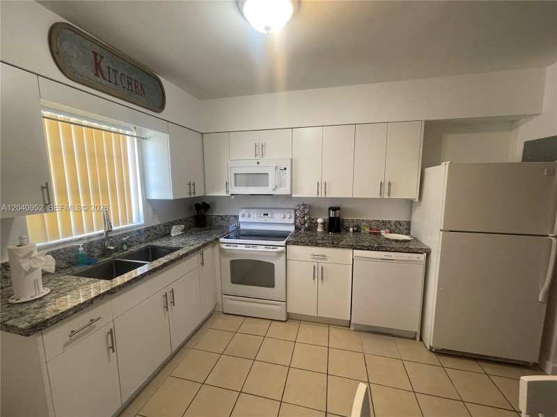 500 SW 7th St # 510, Hallandale Beach FL 33009