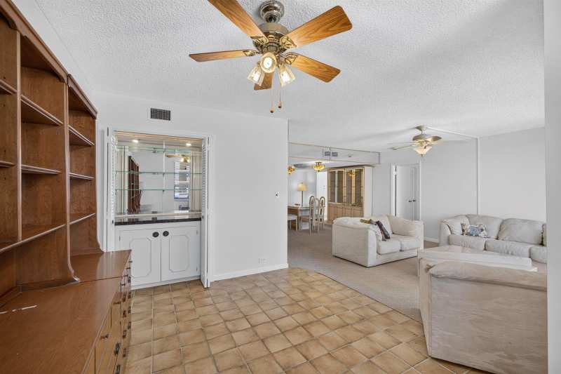 1208 Marine Way # 205, North Palm Beach FL 33408