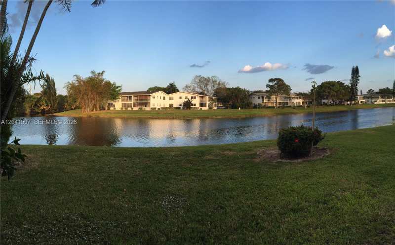 165 Ellesmere C # C, Deerfield Beach FL 33442