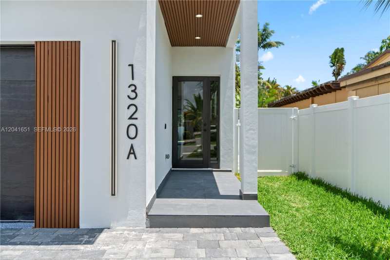 1320 NE 16th Ave # A, Fort Lauderdale FL 33304