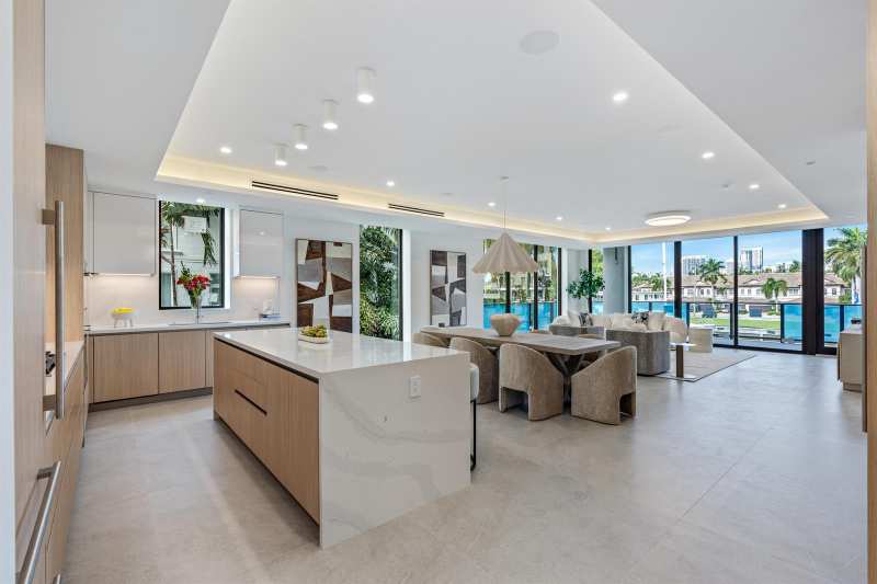 87 Isle Of Venice Drive # 201n, Fort Lauderdale FL 33301