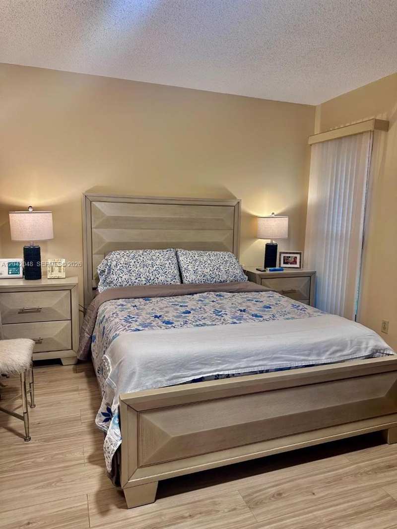 1714 SW 20th Ter, Deerfield Beach FL 33442
