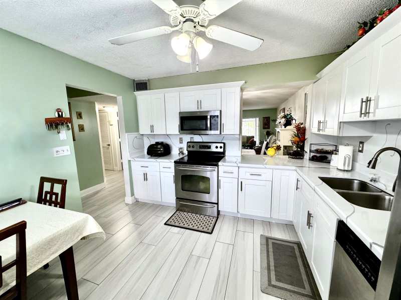 4930 E Sabal Palm Boulevard # 107, Tamarac FL 33319