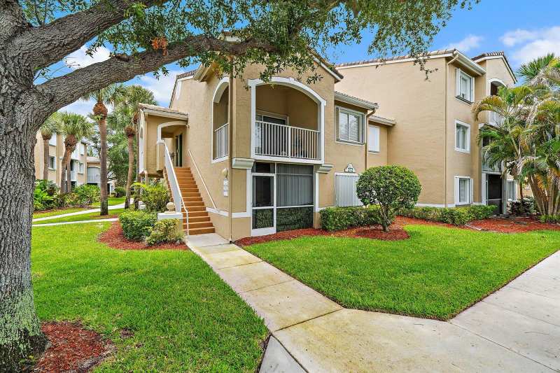 272 Village Boulevard # 7102, Tequesta FL 33469