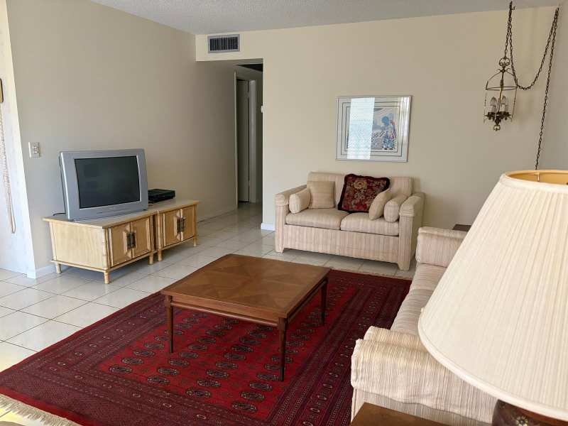 2036 Cornwall B # 2036, Boca Raton FL 33434