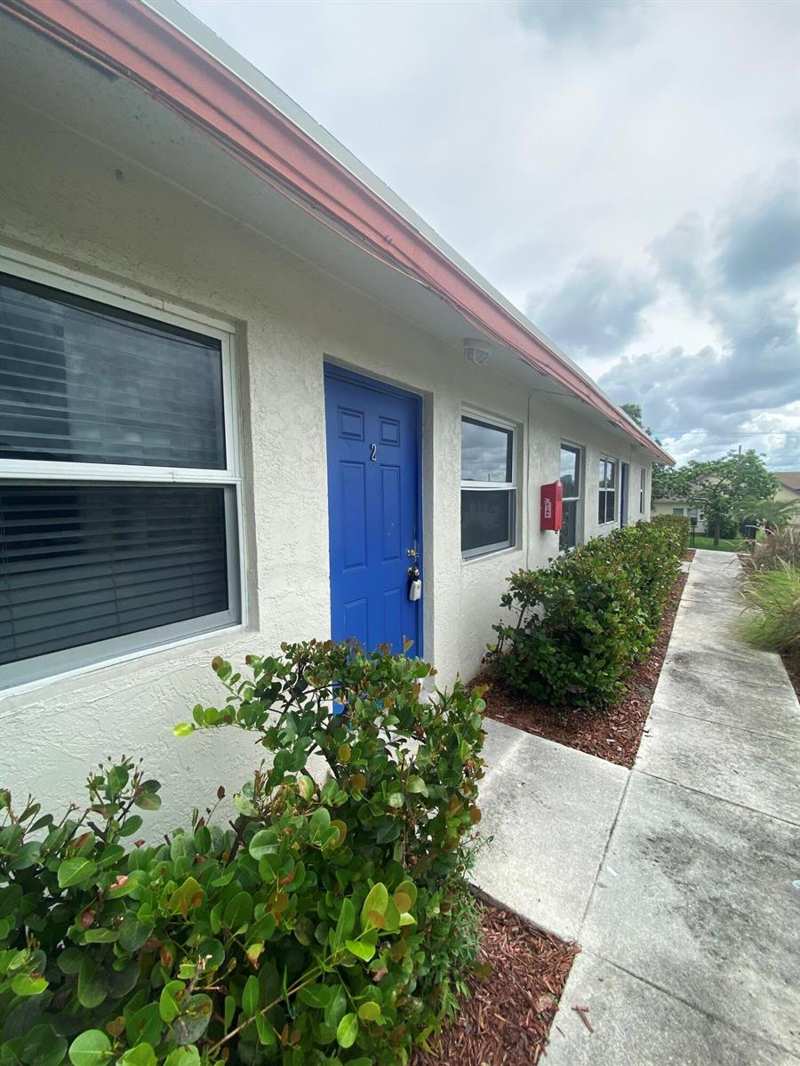 820 14th Street # 2, West Palm Beach FL 33401