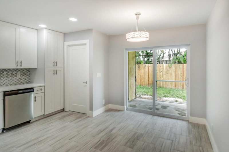 9128 Roan Lane, West Palm Beach FL 33403