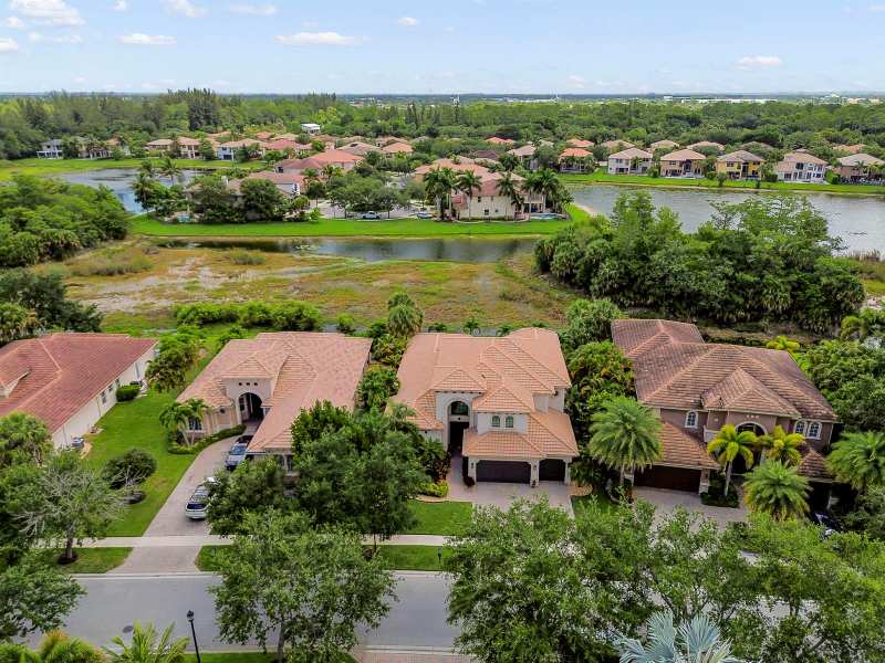 8729 Wellington View Drive, West Palm Beach FL 33411