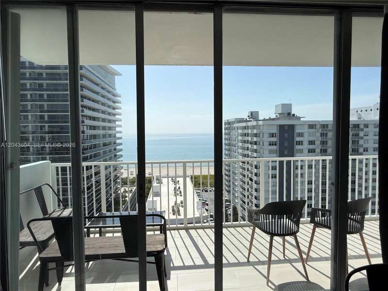 5838 Collins Ave # 15H, Miami Beach FL 33140