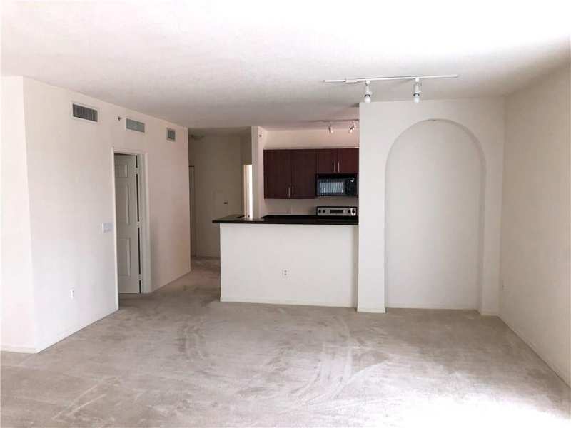 2421 NE 65th Street # 205, Fort Lauderdale FL 33308
