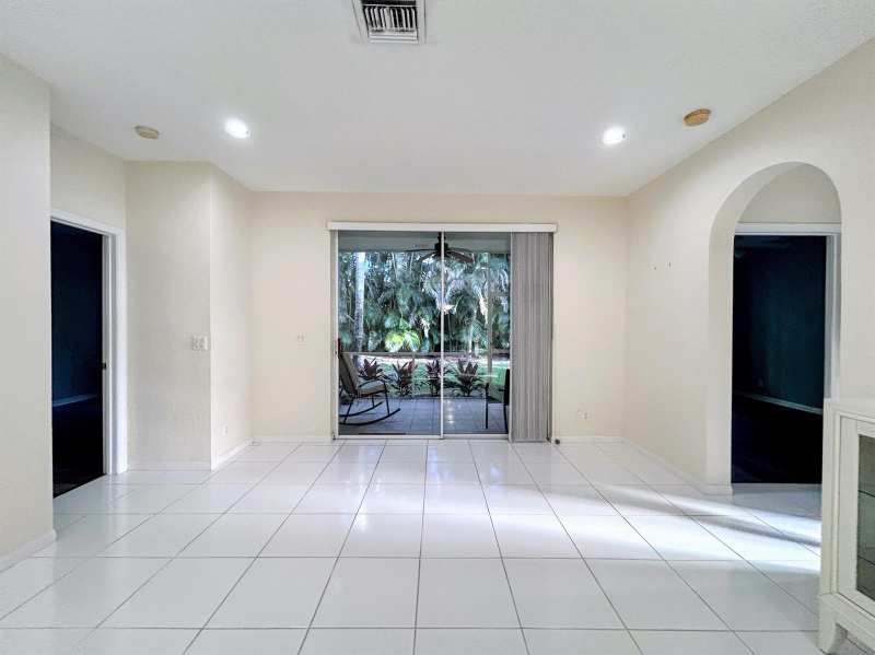 7910 Laina Lane # 2, Boynton Beach FL 33437