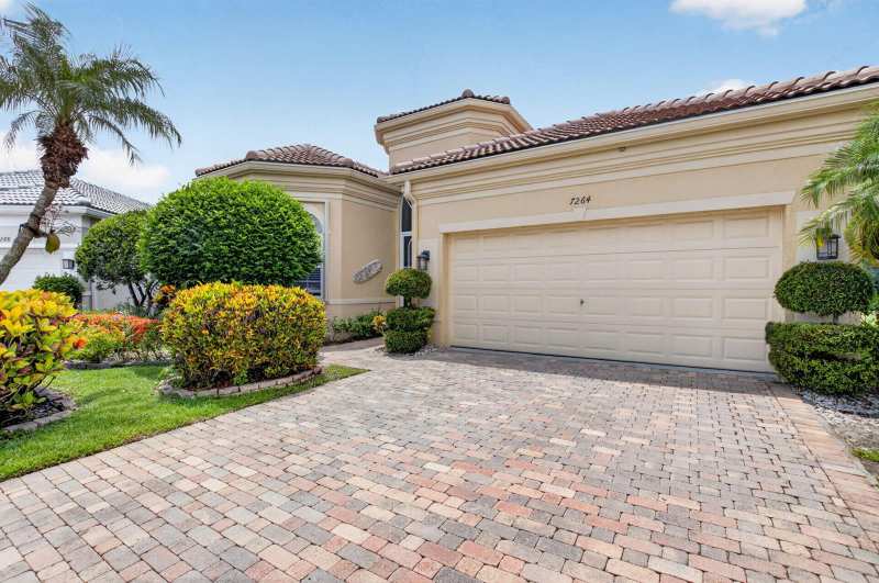 7264 Cataluna Circle, Delray Beach FL 33446