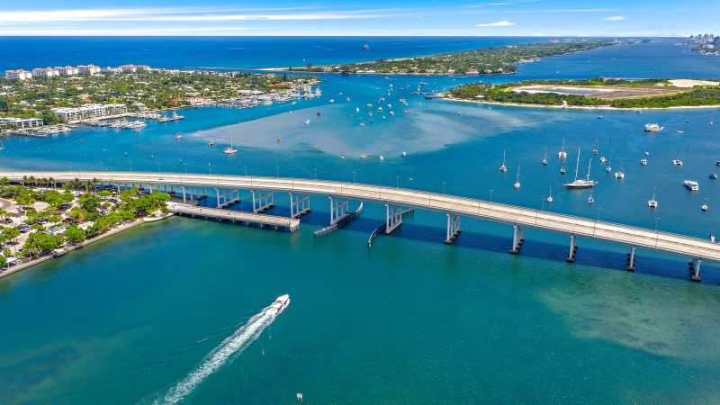 200 E 24th Street, Riviera Beach FL 33404