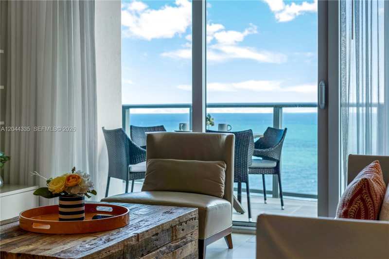 4111 S Ocean Dr # 1405, Hollywood FL 33019