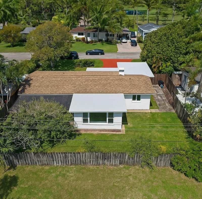 570 SE 2nd Avenue, Pompano Beach FL 33060