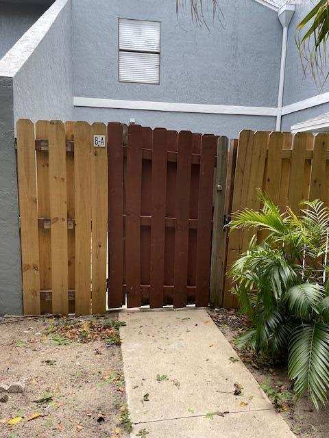 8 Crossings Circle # A, Boynton Beach FL 33435