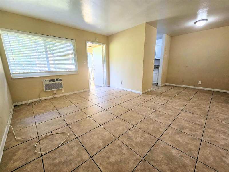 3741 SW 1st Street # 11, Fort Lauderdale FL 33312