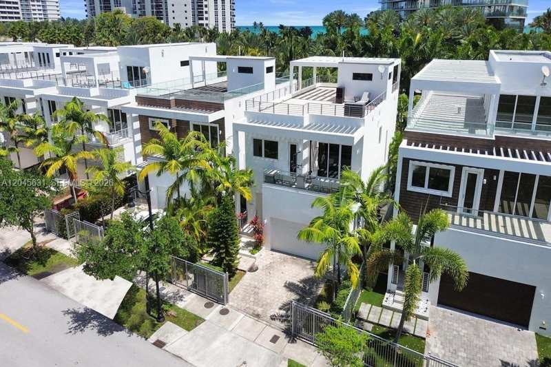 18985 Atlantic Blvd # 0, Sunny Isles Beach FL 33160