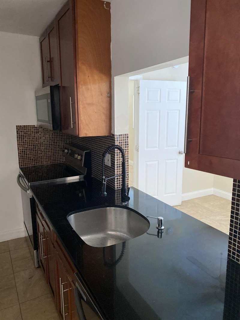 1444 Windsor Court # 1, Fort Lauderdale FL 33304