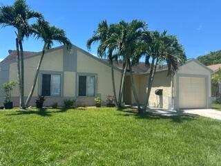 18970 Cloud Lake Circle, Boca Raton FL 33496
