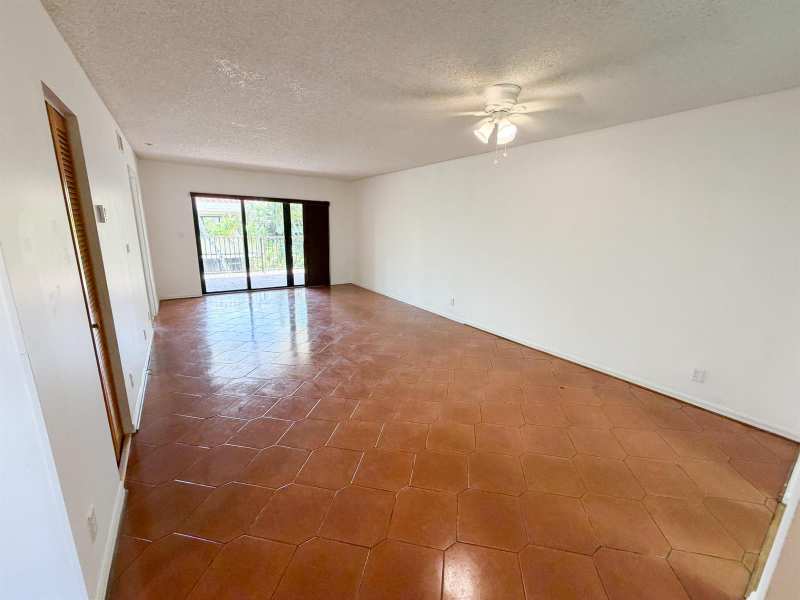 241 SE 11th Avenue # 241a, Pompano Beach FL 33060