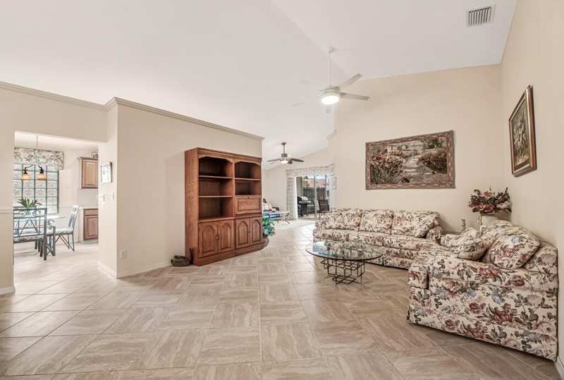 8294 Duomo Circle, Boynton Beach FL 33472