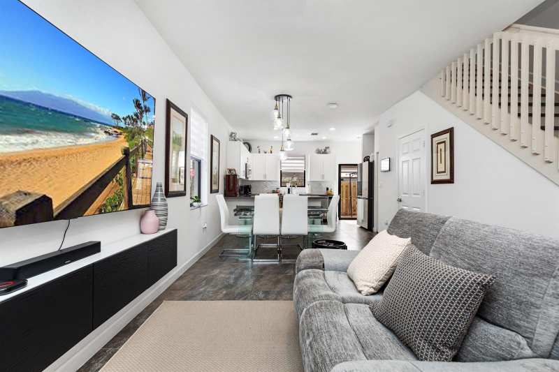 2820 SW 17th Avenue, Fort Lauderdale FL 33315