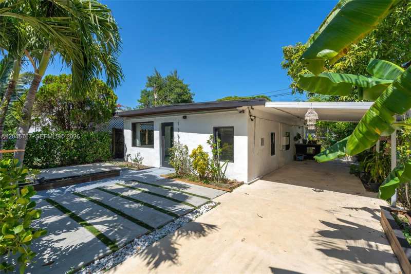 13625 NE 20th Pl, North Miami Beach FL 33181