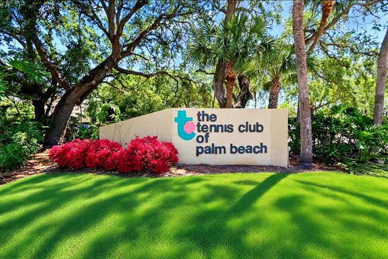 2788 Tennis Club Drive # 101, West Palm Beach FL 33417
