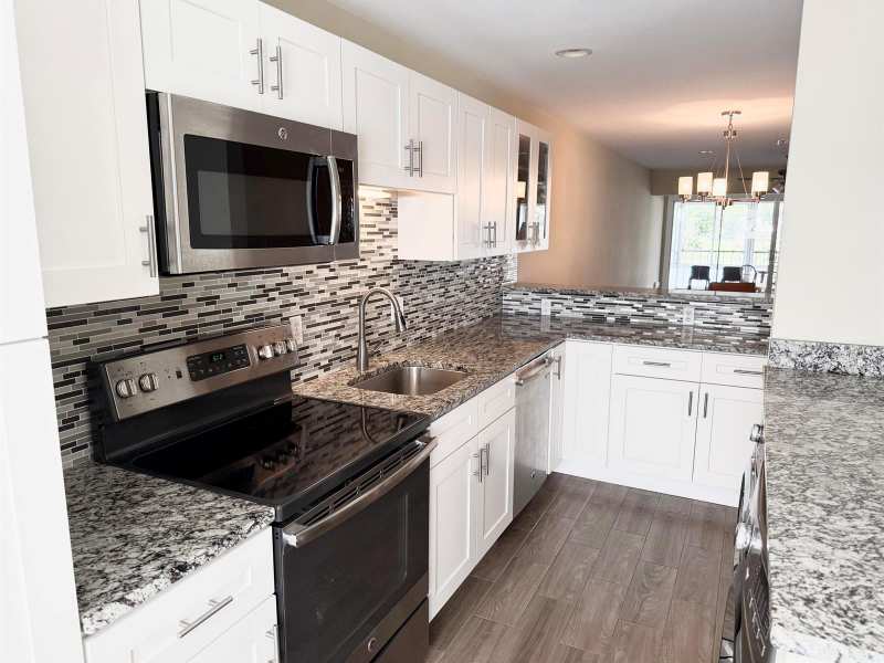2811 SW 15th Street # 202, Delray Beach FL 33445