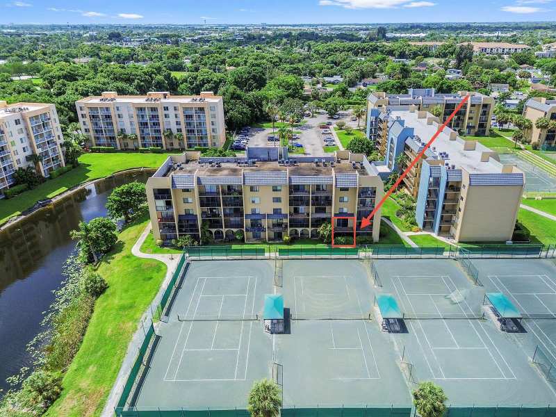 2828 Tennis Club Drive # 202, West Palm Beach FL 33417