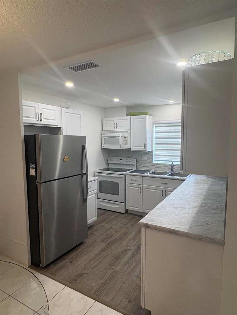 2522 Emory Drive E # A, West Palm Beach FL 33415