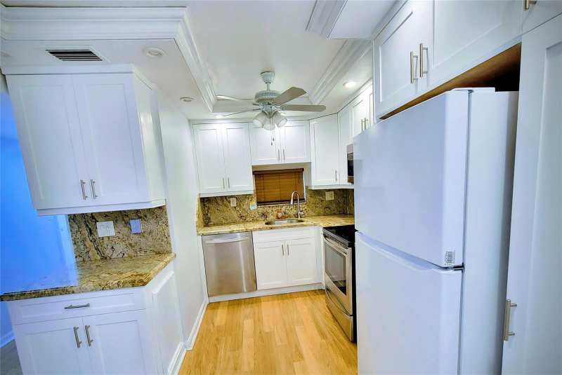 9411 N Hollybrook Lake Drive # 209, Pembroke Pines FL 33025