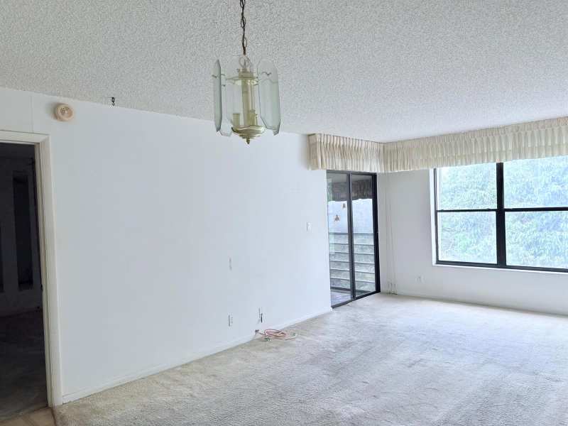2314 S Cypress Bend Drive Unit 614, Pompano Beach FL 33069