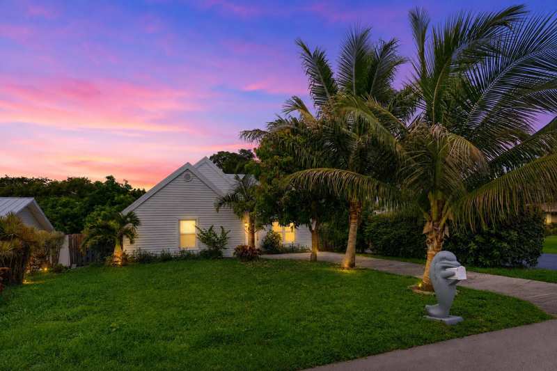 5119 Oak Hill Road, Delray Beach FL 33484